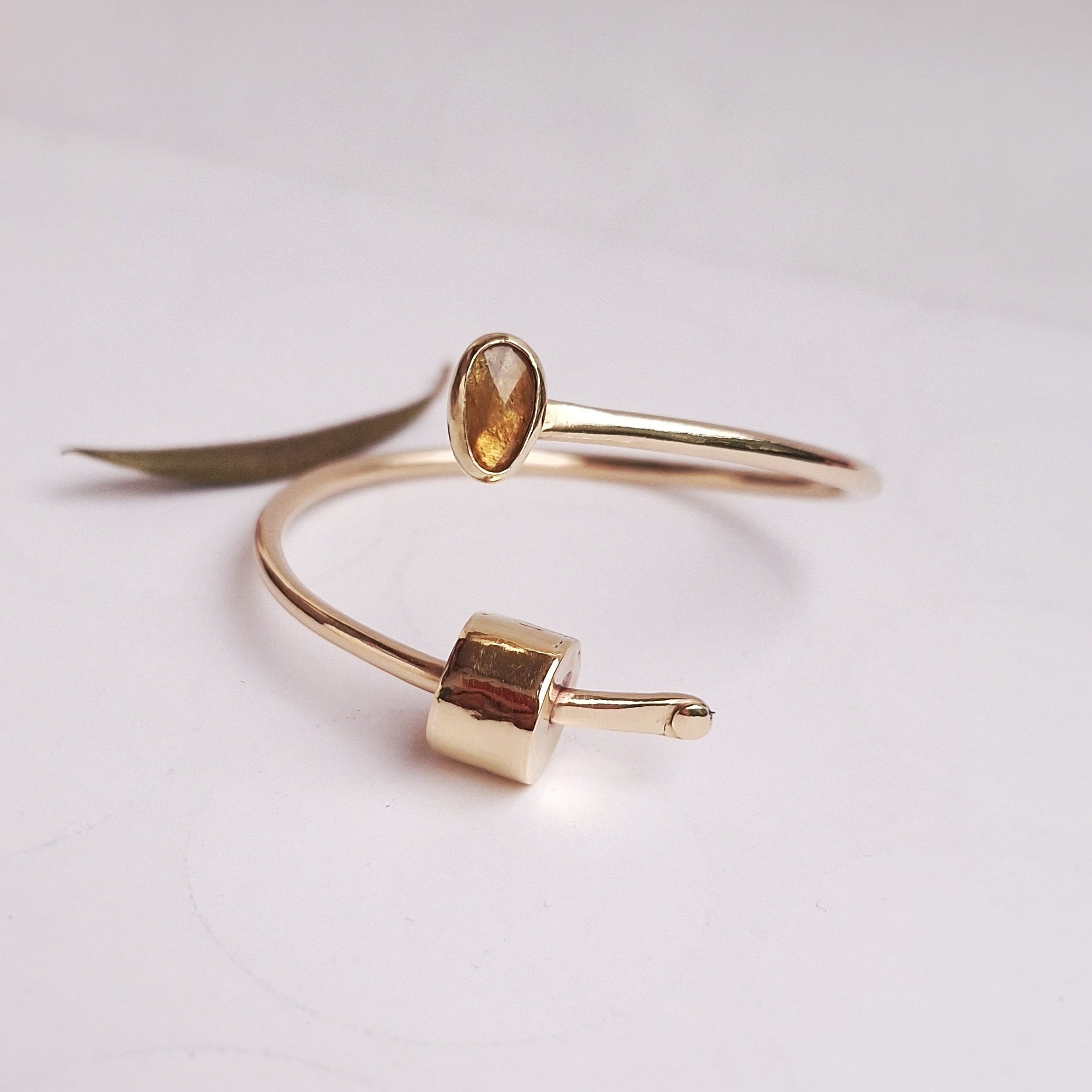 Narukvica TOČ UNIKAT-Narukvice-Minerva by Jelena Fogec