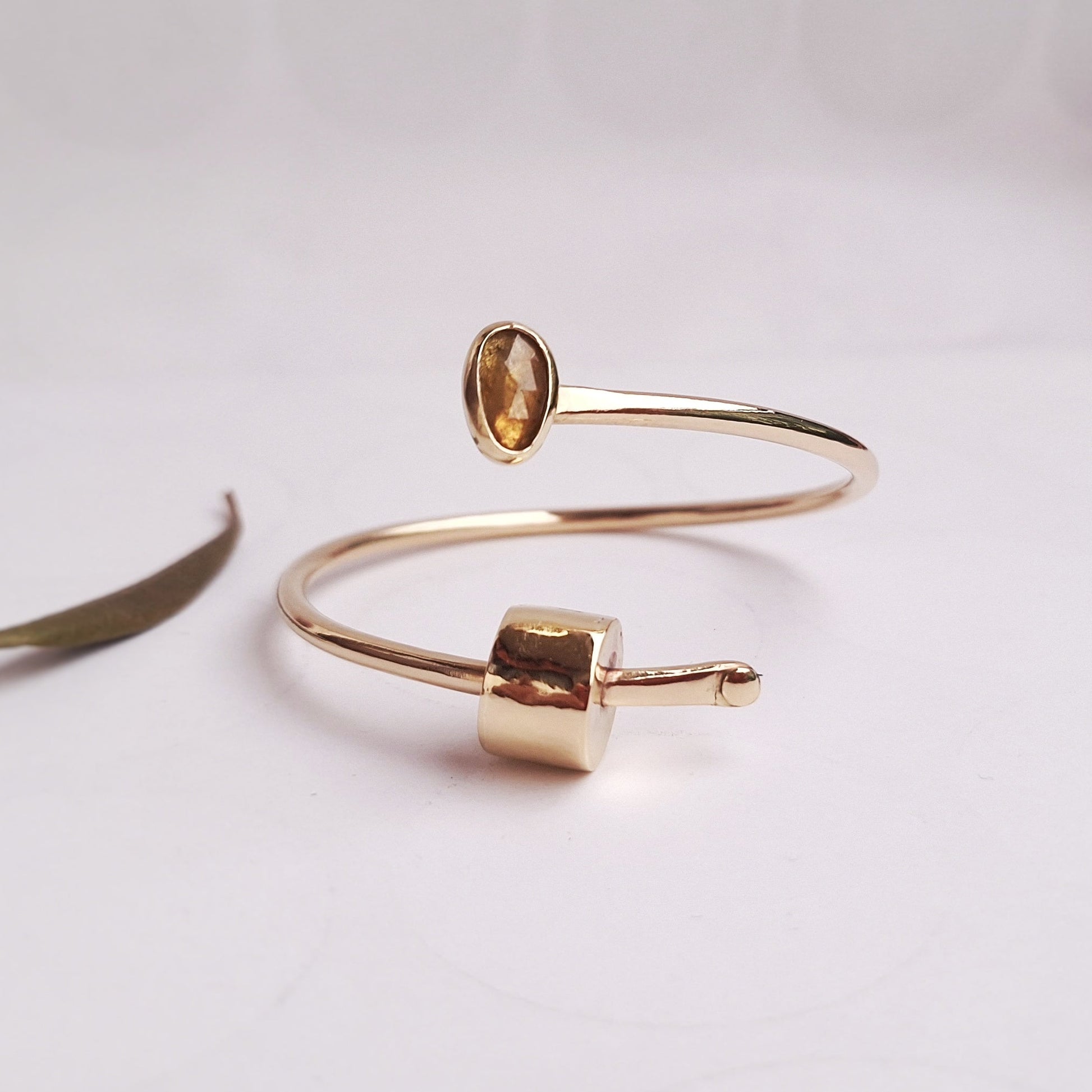 Narukvica TOČ UNIKAT-Narukvice-Minerva by Jelena Fogec