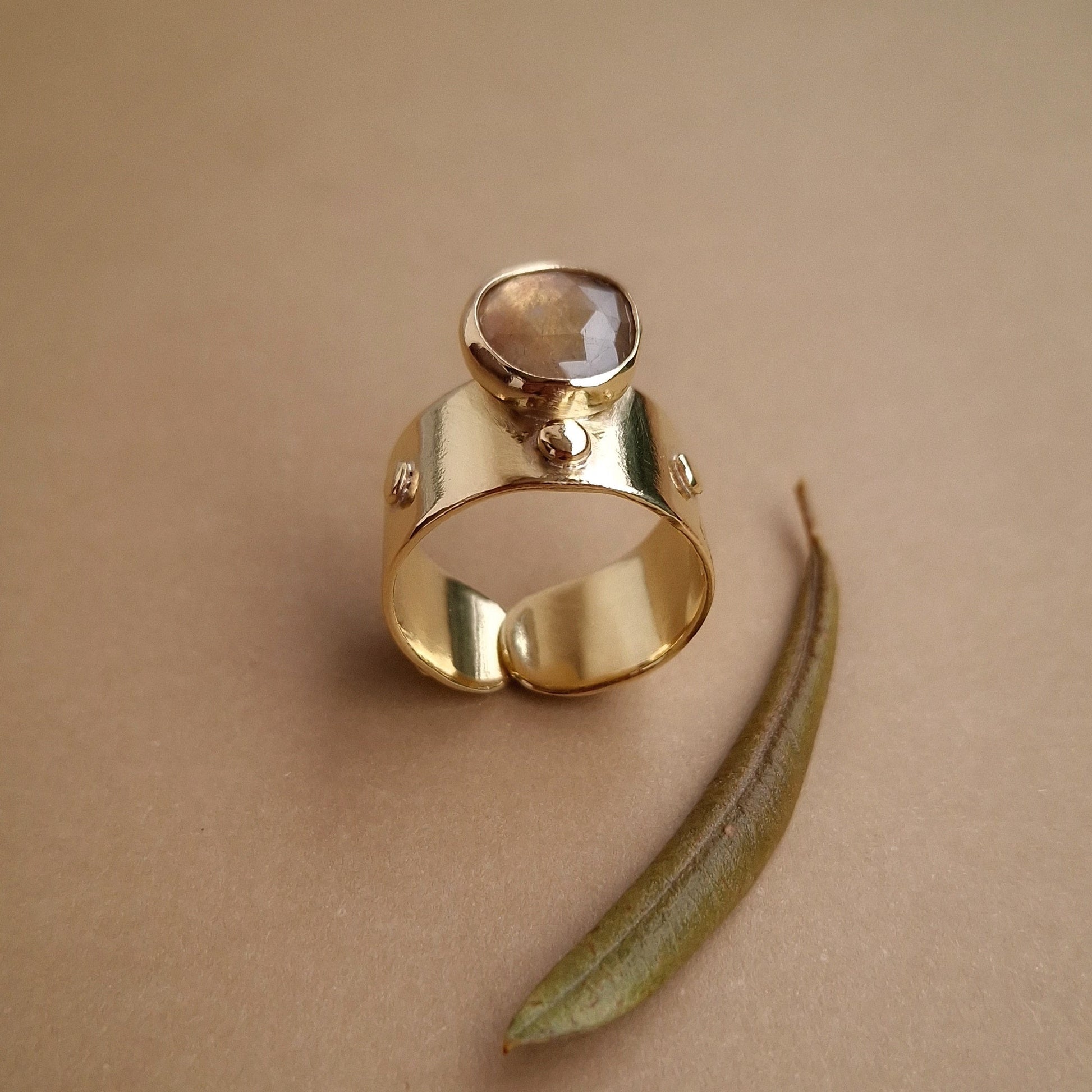 Prsten PLODOVI POD KROŠNJOM UNIKAT-Prstenje-Minerva by Jelena Fogec