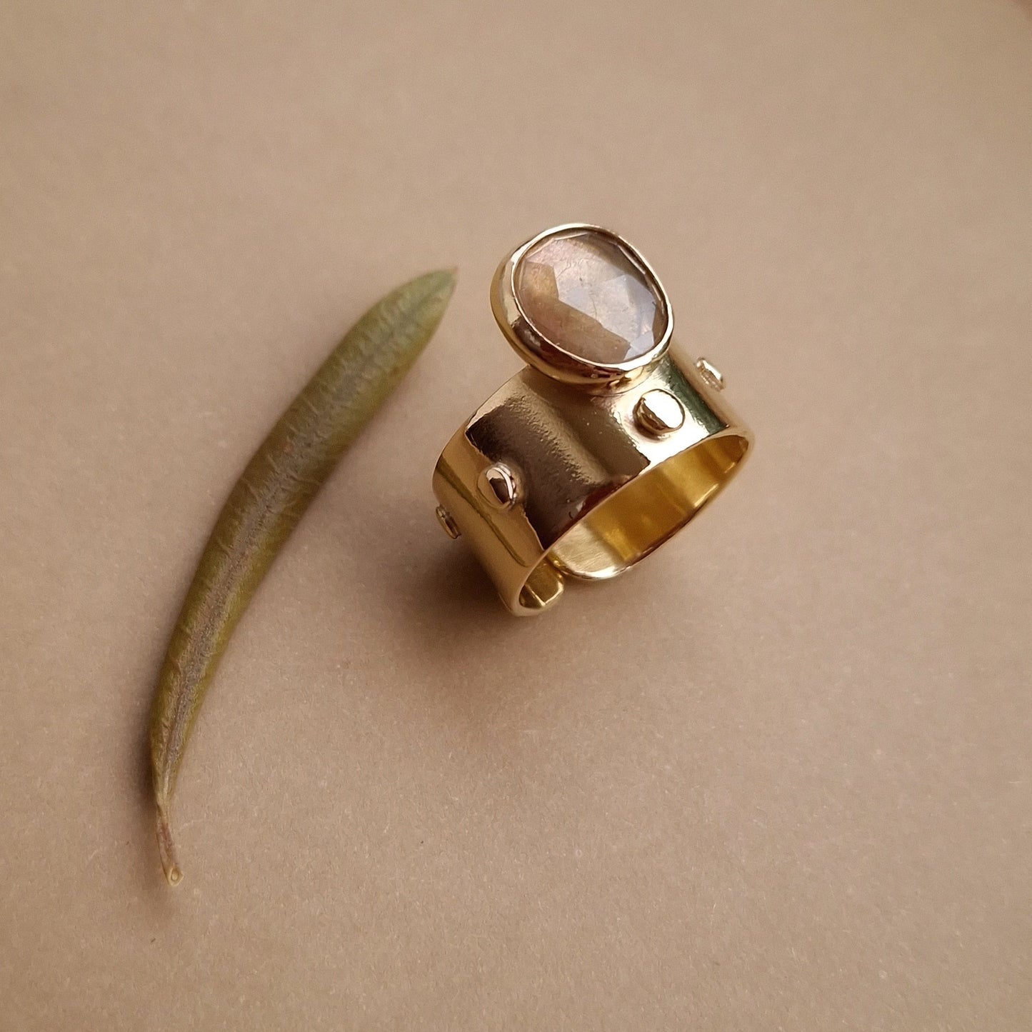 Prsten PLODOVI POD KROŠNJOM UNIKAT-Prstenje-Minerva by Jelena Fogec