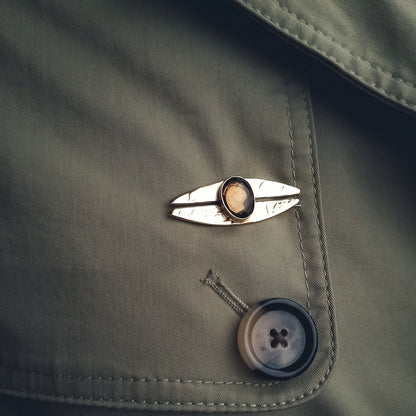 Broš U ZAGRLJAJU LISTA UNIKAT-Ostalo-Minerva by Jelena Fogec