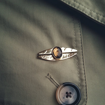 Broš U ZAGRLJAJU LISTA UNIKAT-Ostalo-Minerva by Jelena Fogec