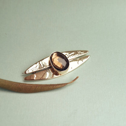 Broš U ZAGRLJAJU LISTA UNIKAT-Ostalo-Minerva by Jelena Fogec