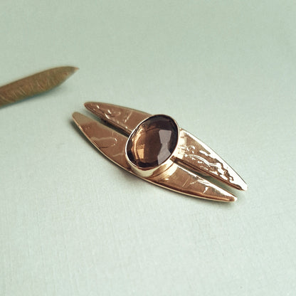 Broš U ZAGRLJAJU LISTA UNIKAT-Ostalo-Minerva by Jelena Fogec