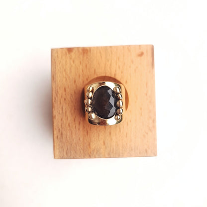 Prsten OBLICA U RUCI UNIKAT