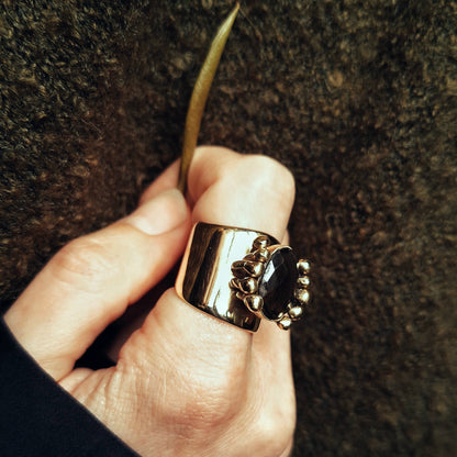 Prsten OBLICA U RUCI UNIKAT