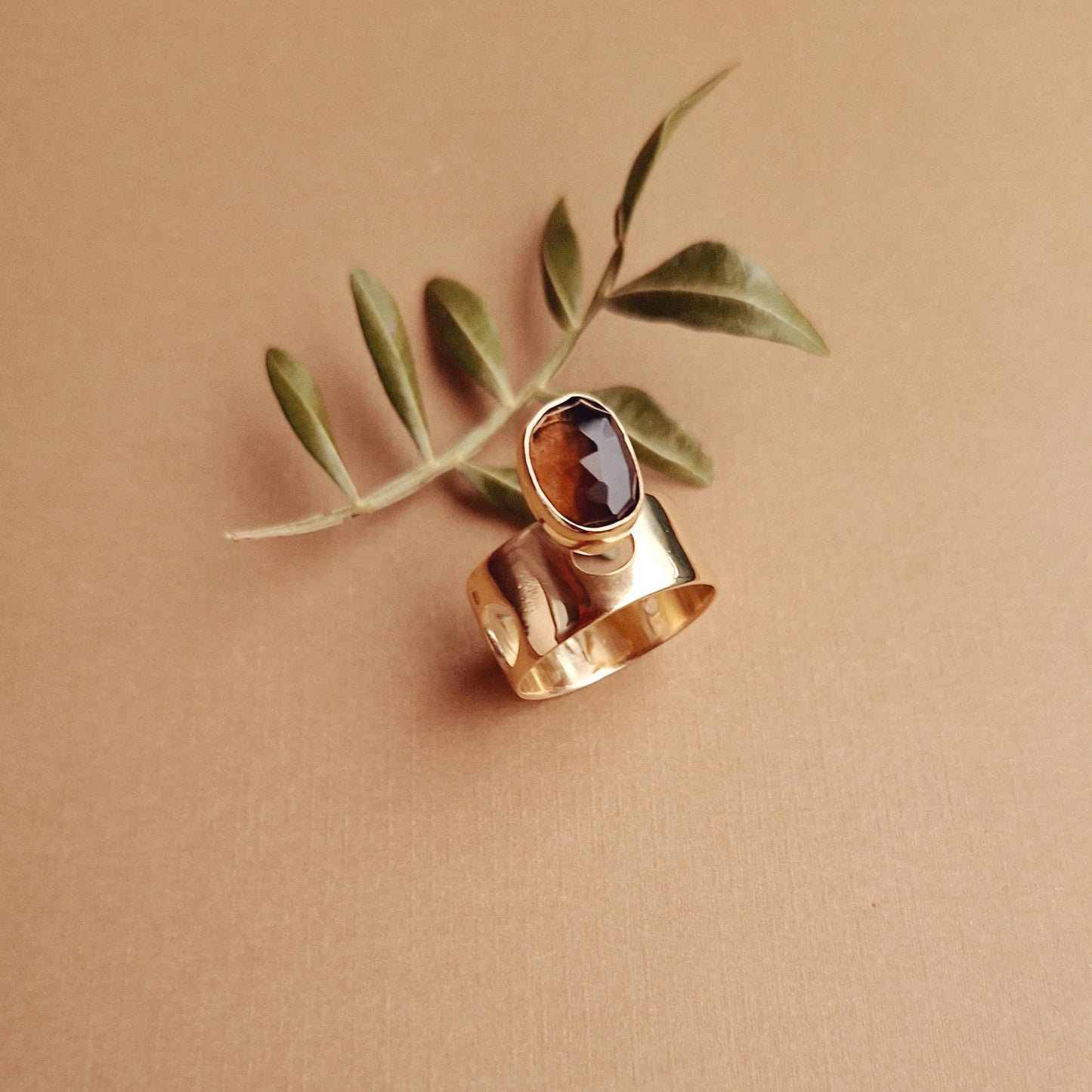 Prsten NA VRHU KROŠNJE UNIKAT