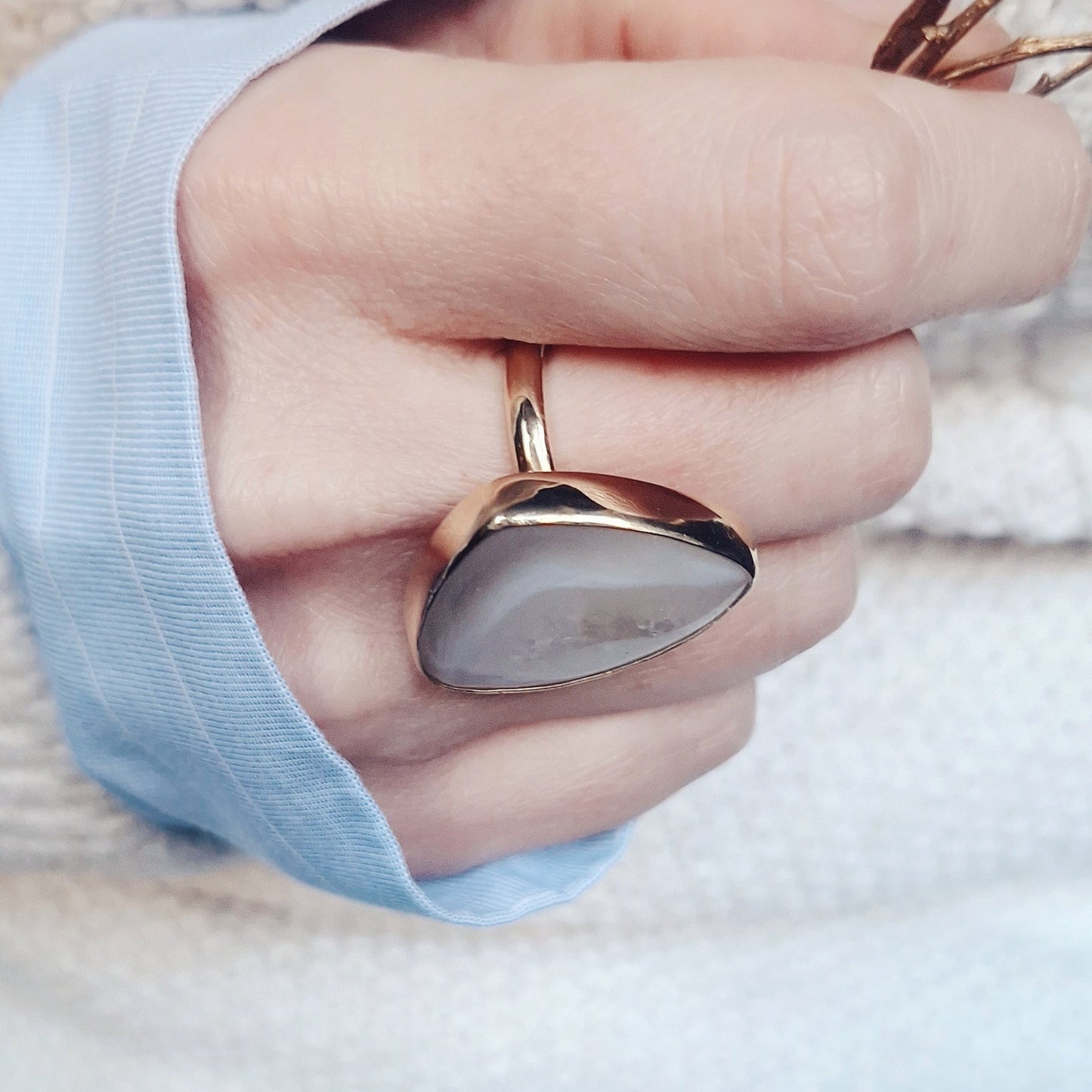 Prsten POGLED U LED UNIKAT