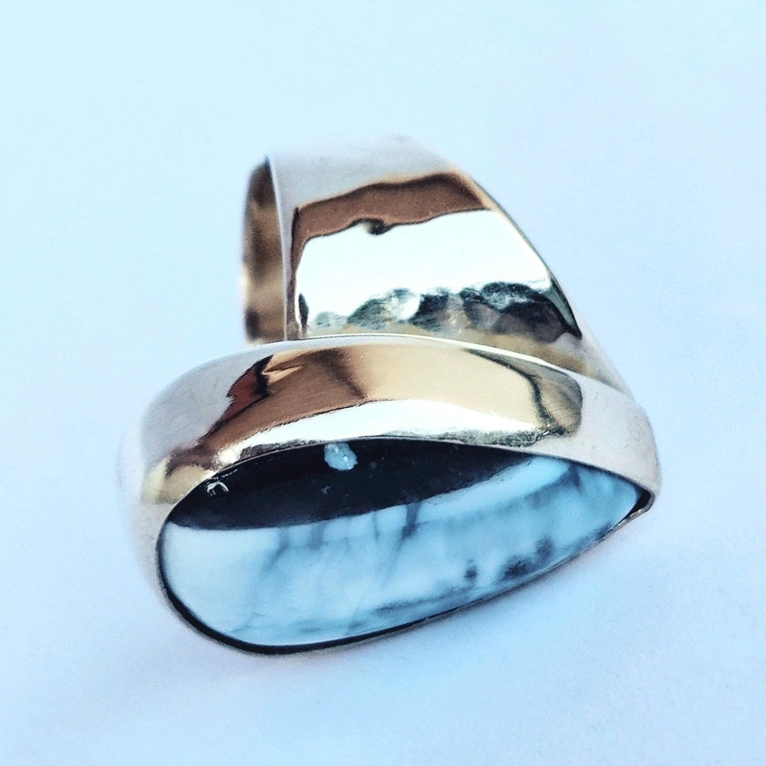 Prsten ISPOD POVRŠINE UNIKAT