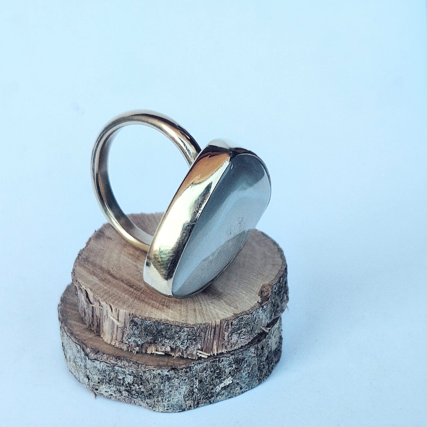 Prsten POGLED U LED UNIKAT