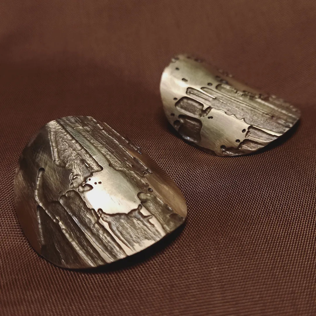 Naušnice RELIEF SHIELDS-Naušnice-Minerva by Jelena Fogec